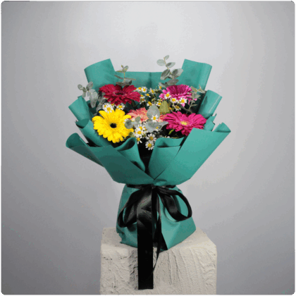 Arreglo floral de gerberas mixtas