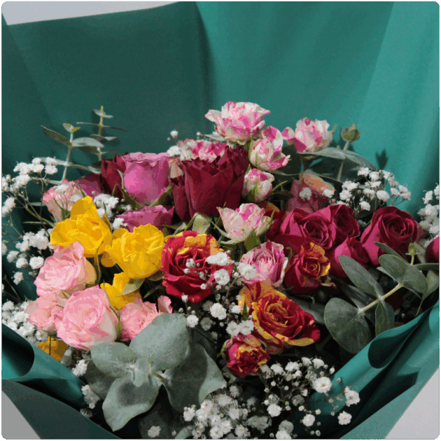 Bouquet de mini rosas en colores mixtas - Image 2