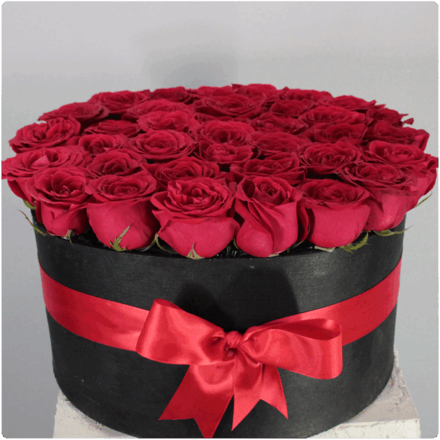Box de  rosas rojas con caja de madera